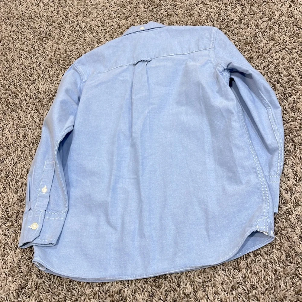 GAP button-downs